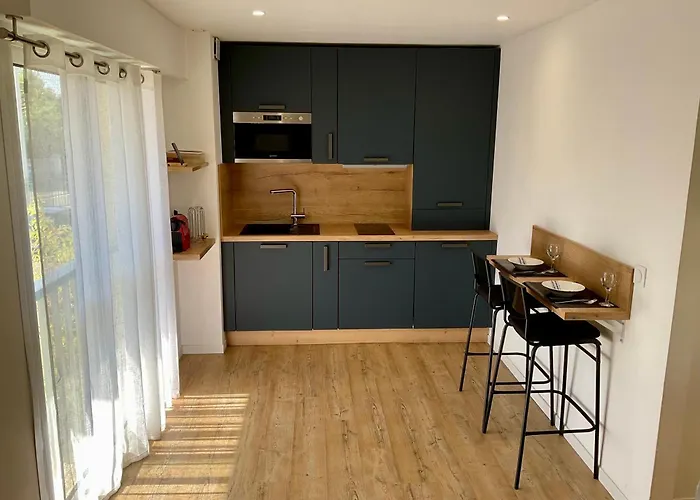 Climatisé Avec Piscine Appartement