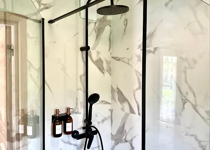 Climatisé Avec Piscine Appartement